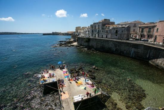 Dream Suite In Ortigia Сиракузы Экстерьер фото
