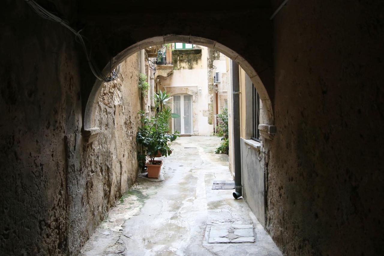 Dream Suite In Ortigia Сиракузы Экстерьер фото
